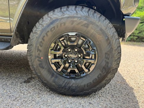 New 2025 Ford Bronco Raptor image 4