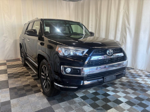 Used 2016 Toyota 4Runner SR5 image 3