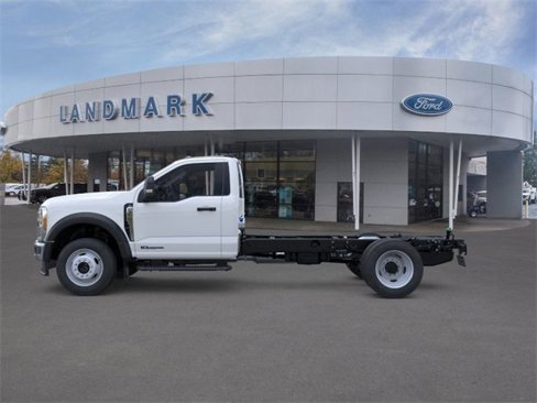 New 2026 Ford F450 XL image 3