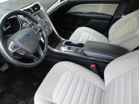 Used 2017 Ford Fusion S image 18