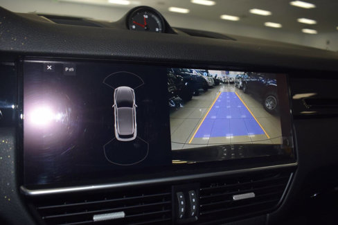 Used 2021 Porsche Cayenne image 42