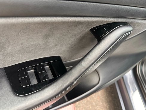 Used 2020 Tesla Model 3 Long Range image 19