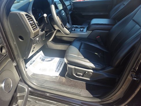 Used 2019 Ford Expedition XLT w/ Equipment Group 201A image 10