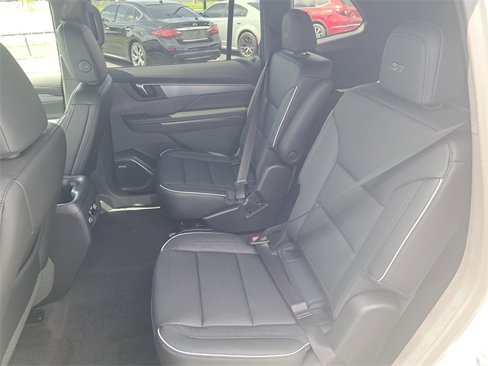 New 2026 Buick Enclave Sport Touring w/ Power Package image 7