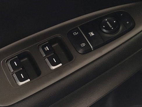 Used 2020 Kia Optima LX image 27