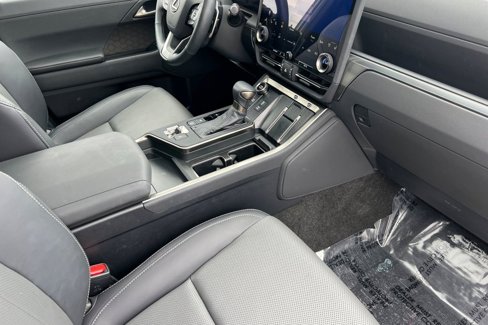 Certified 2024 Lexus GX 550 image 16