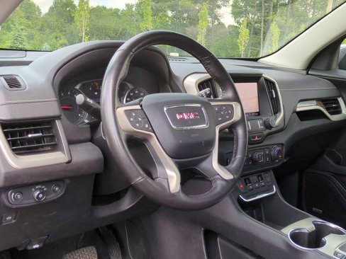 Used 2019 GMC Terrain Denali w/ LPO, Floor Liner Package image 10