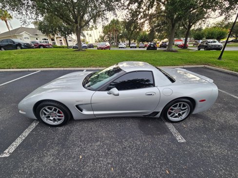 Used 2002 Chevrolet Corvette Z06 w/ Memory Pkg image 9