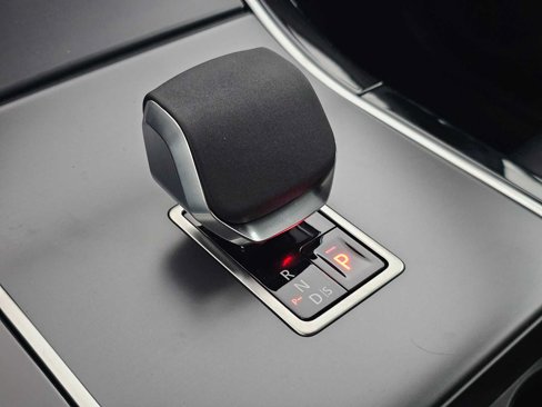 New 2026 Land Rover Range Rover Evoque S image 30
