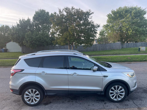 Used 2017 Ford Escape Titanium image 7