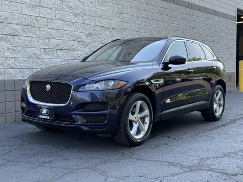 Used 2019 Jaguar F-PACE Premium image 1