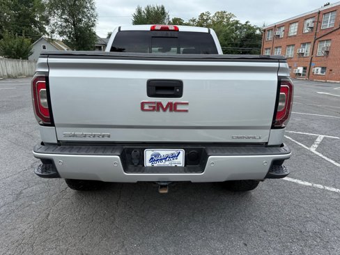 Used 2017 GMC Sierra 1500 Denali w/ Denali Ultimate Package image 4