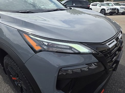 New 2026 Nissan Rogue SV image 31