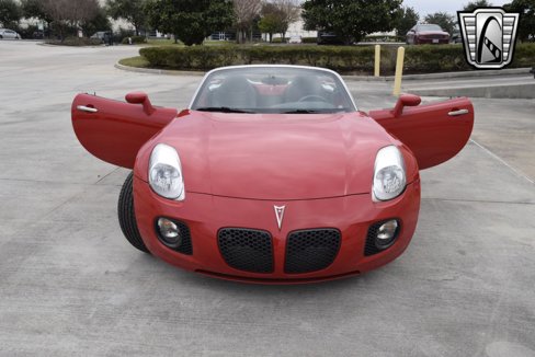 Used 2007 Pontiac Solstice GXP w/ Premium Package image 8