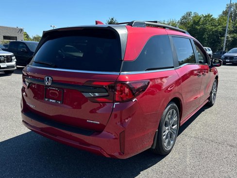 New 2026 Honda Odyssey Touring image 21