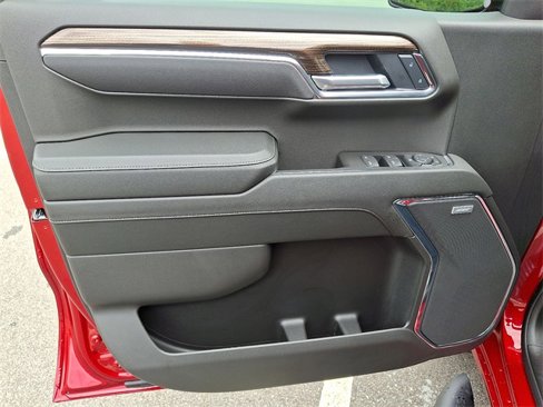 Used 2025 Chevrolet Silverado 1500 RST image 9