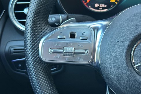Used 2023 Mercedes-Benz GLC 300 4MATIC Coupe image 30