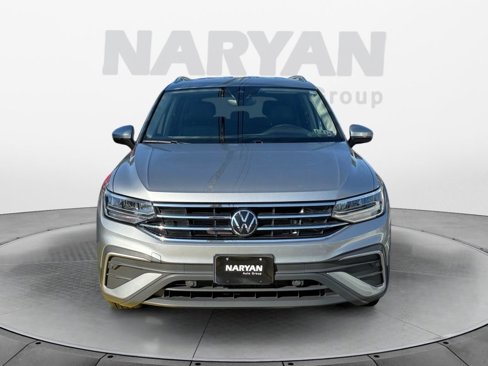 Used 2024 Volkswagen Tiguan Wolfsburg Edition image 3