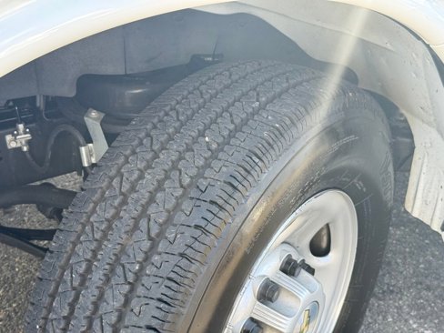 Used 2024 Chevrolet Express 2500 w/ Driver Convenience Package image 11