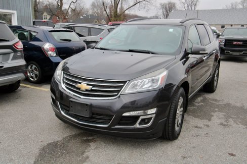 Used 2016 Chevrolet Traverse LT image 2