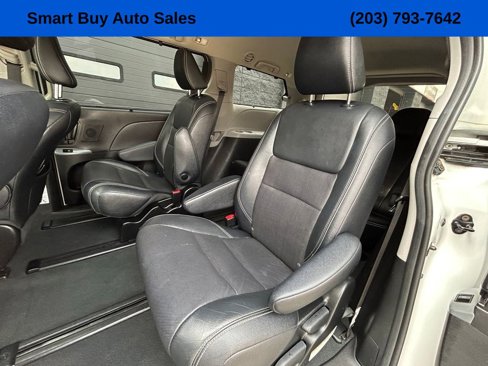 Used 2019 Toyota Sienna SE image 20