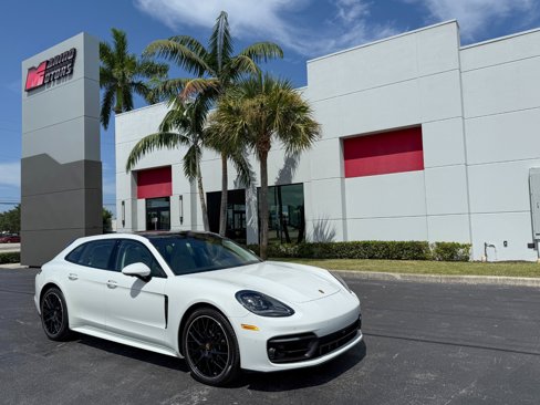 Used 2023 Porsche Panamera 4 w/ Premium Package image 1