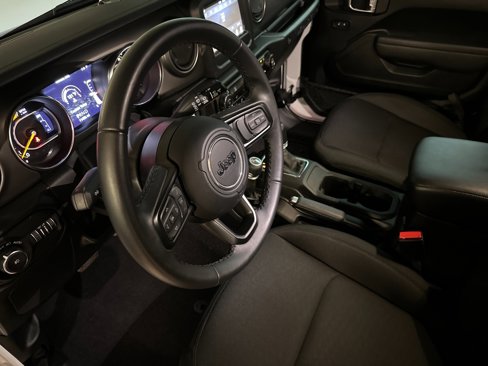 Certified 2022 Jeep Wrangler Unlimited Sport image 9