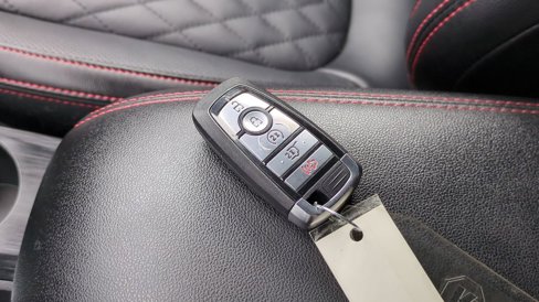 Certified 2024 Ford Escape ST-Line Elite w/ Premium Technology Package image 40