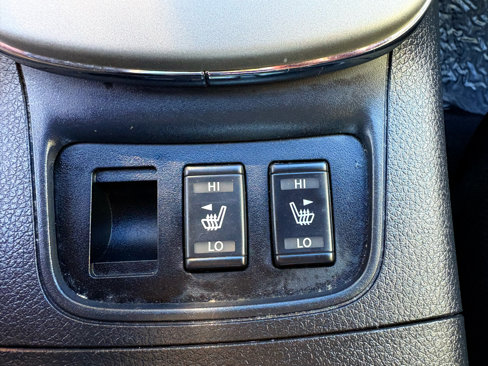 Used 2015 Nissan Sentra SV w/ Navigation Package image 31