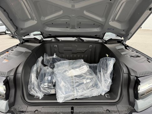 New 2026 GMC Hummer EV SUV w/ LPO, Dark Essentials Package image 18