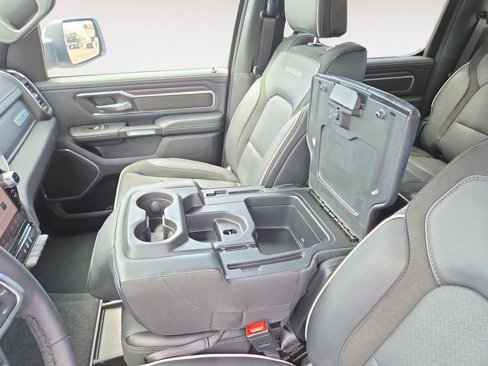 Used 2025 RAM 1500 Laramie image 21