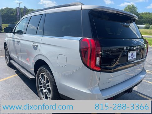 New 2025 Ford Expedition Active image 5