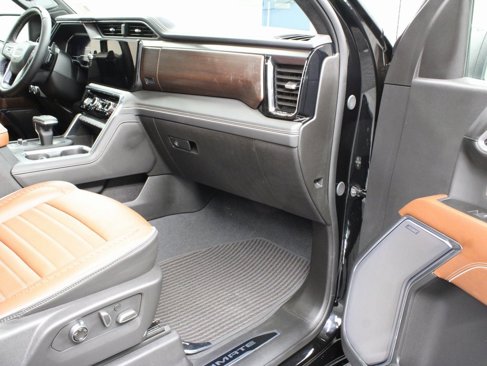 Used 2025 GMC Sierra 1500 Denali Ultimate image 35