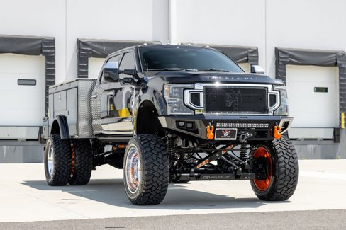 Used 2022 Ford F350 XLT w/ XLT Premium Package image 9