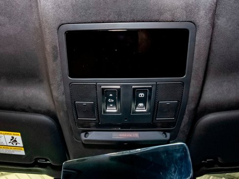 New 2025 Land Rover Defender 110 X image 17