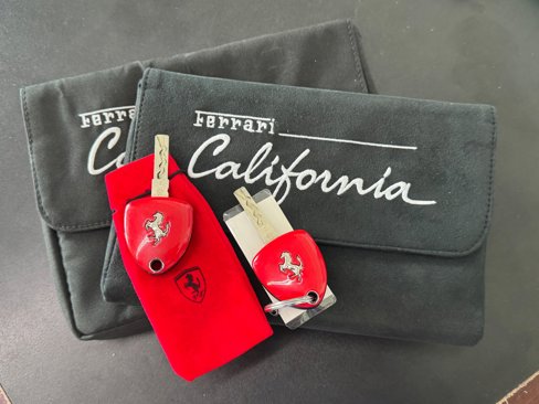 Used 2014 Ferrari California image 5