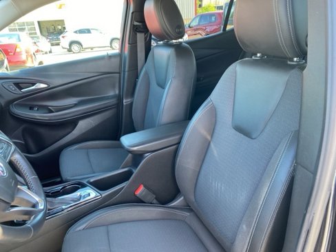 Used 2021 Buick Encore GX Select image 10