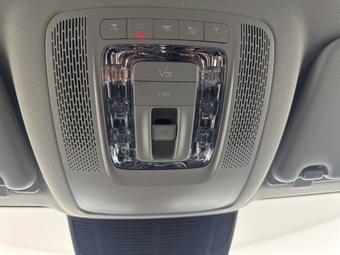 New 2026 Mercedes-Benz GLS 450 4MATIC image 16