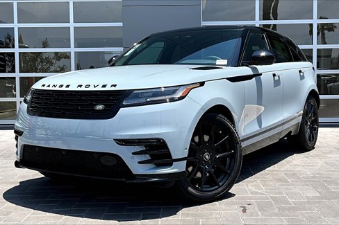 New 2026 Land Rover Range Rover Velar Dynamic SE image 1