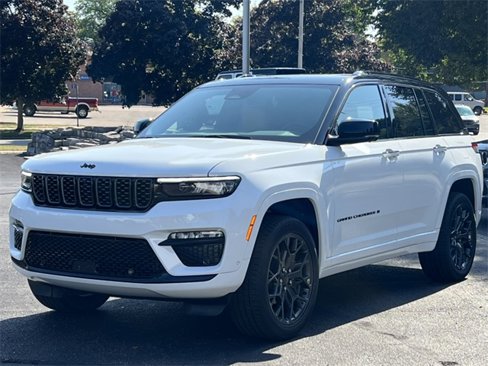 New 2025 Jeep Grand Cherokee Summit image 49
