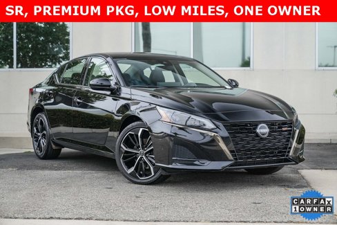 Used 2024 Nissan Altima 2.5 SR w/ SR Premium Package image 1
