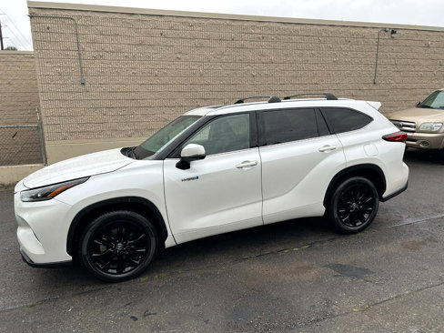 Used 2020 Toyota Highlander Limited image 8