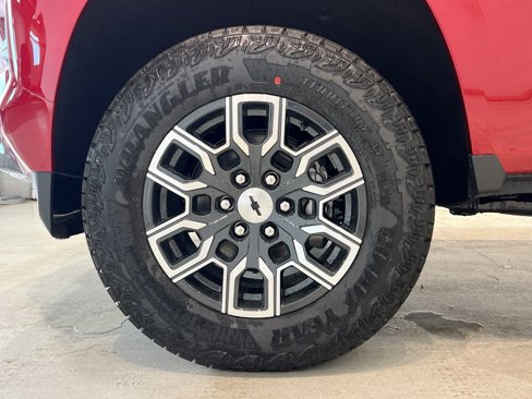 New 2026 Chevrolet Colorado Z71 w/ Technology Package image 8