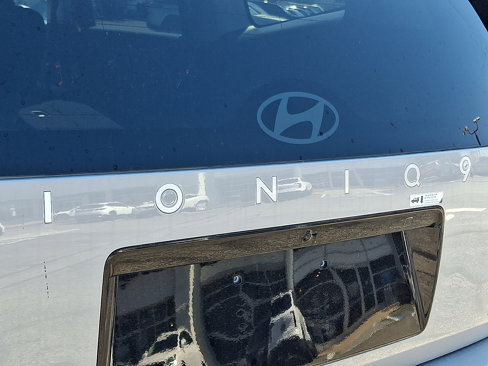 New 2026 Hyundai Ioniq 9 SEL image 10