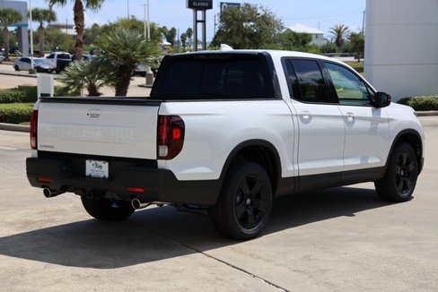 New 2025 Honda Ridgeline Black Edition image 8