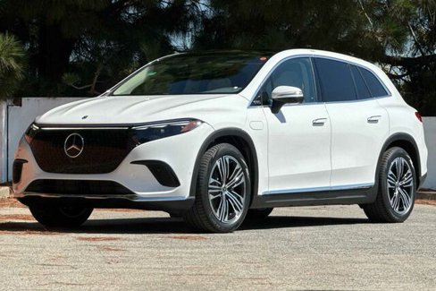 New 2026 Mercedes-Benz EQS 400 4MATIC SUV image 8
