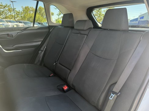 Used 2024 Toyota RAV4 LE image 27