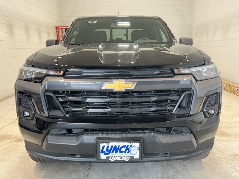 New 2025 Chevrolet Colorado LT w/ LT Convenience Package image 40