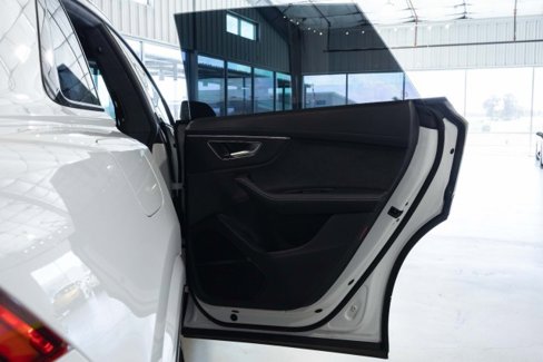 Used 2023 Audi RS Q8 w/ Black Optic Package image 16