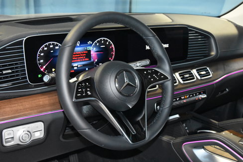 New 2026 Mercedes-Benz GLS 450 4MATIC image 2